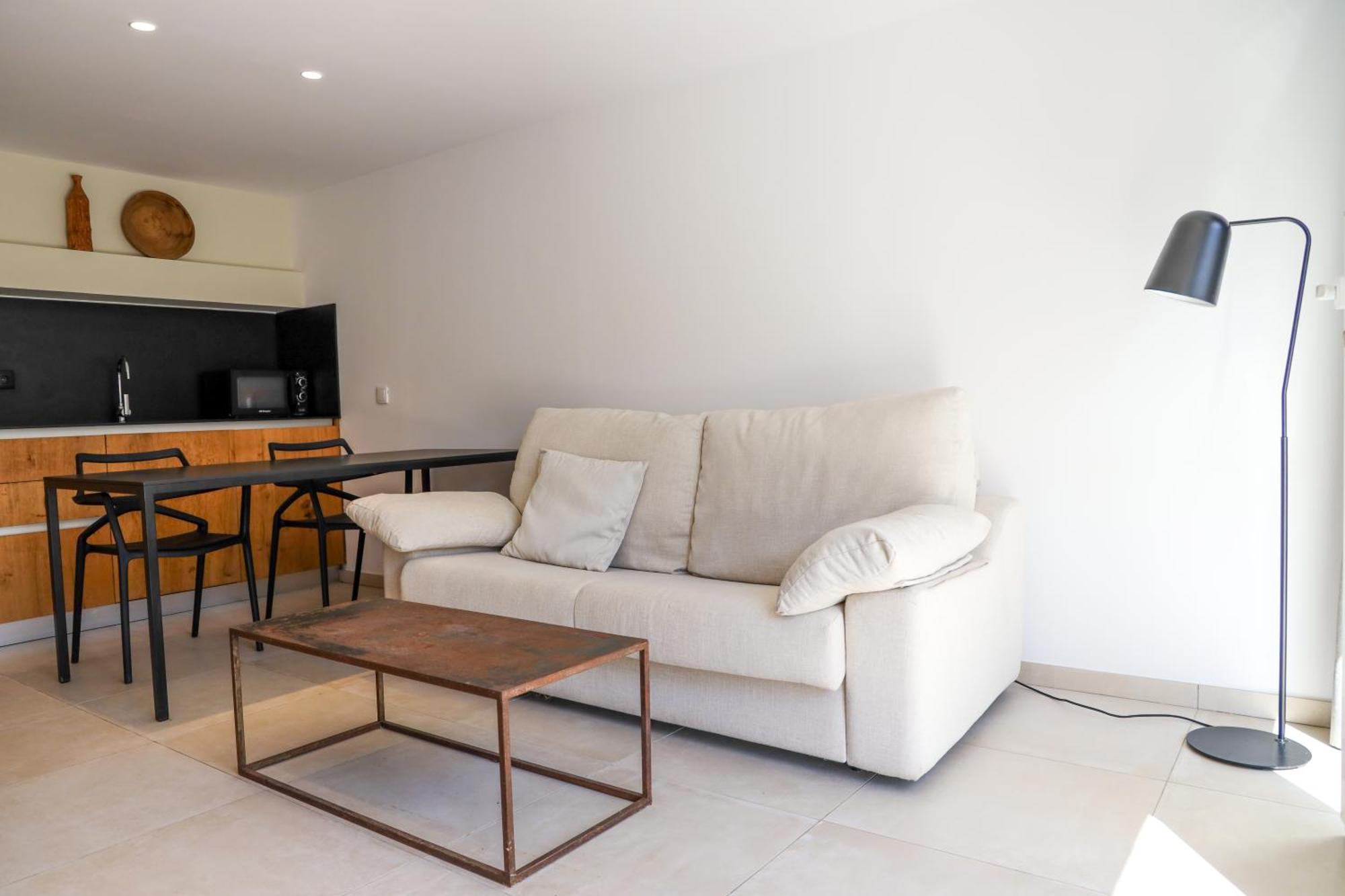 Cala Vadella Beachwalk Suites Room photo