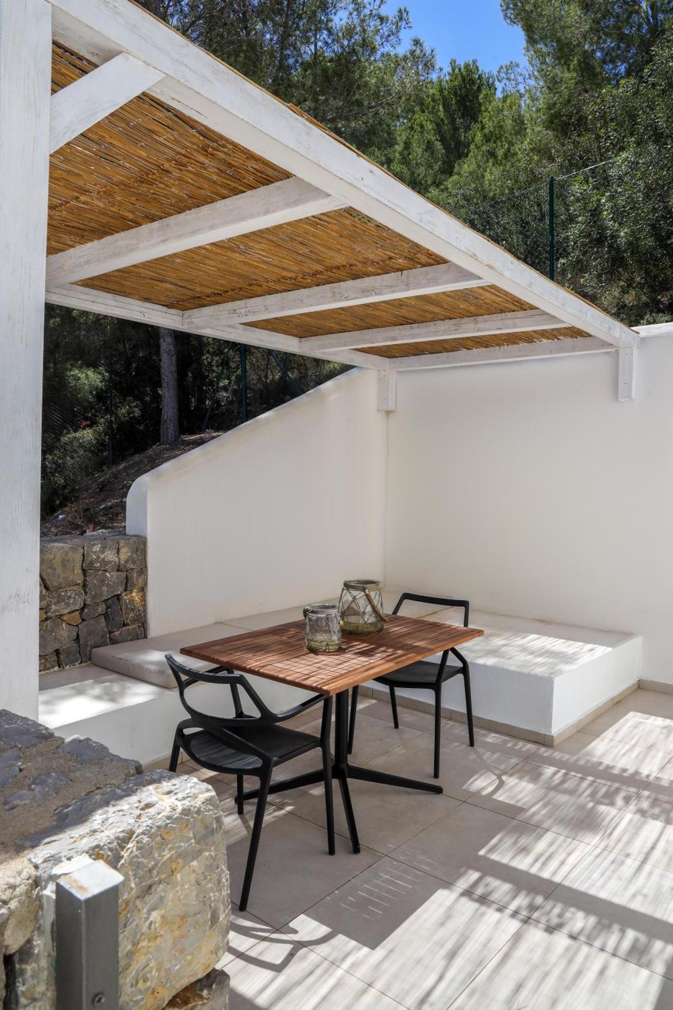 Cala Vadella Beachwalk Suites Exterior photo