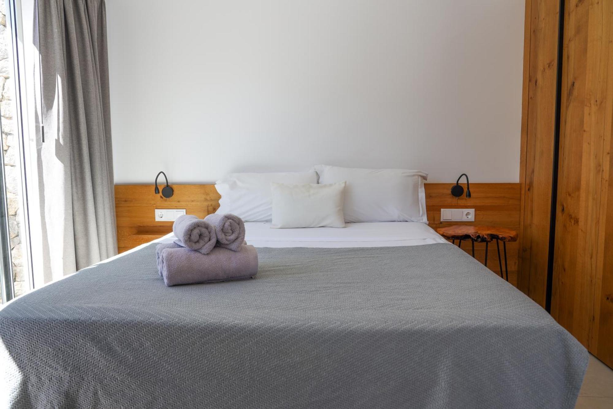 Cala Vadella Beachwalk Suites Room photo